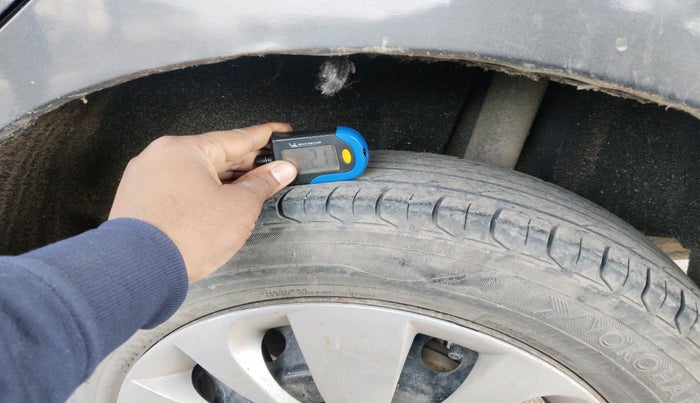 2018 Maruti Baleno DELTA PETROL 1.2, CNG, Manual, 1,00,347 km, tyre