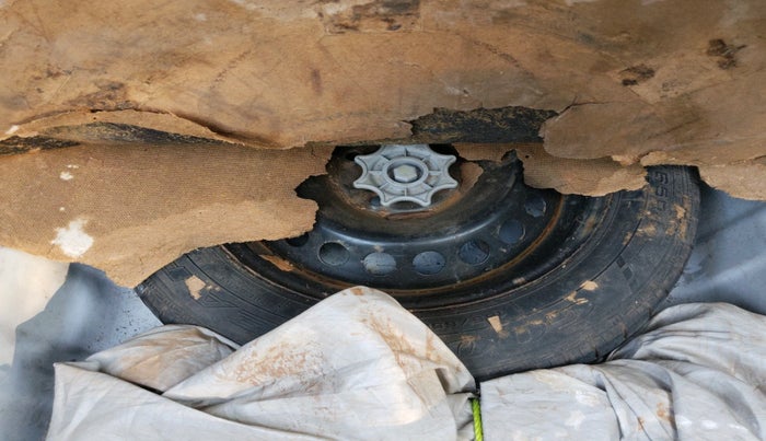 2014 Hyundai Xcent S (O) 1.2, Petrol, Manual, 81,531 km, tyre