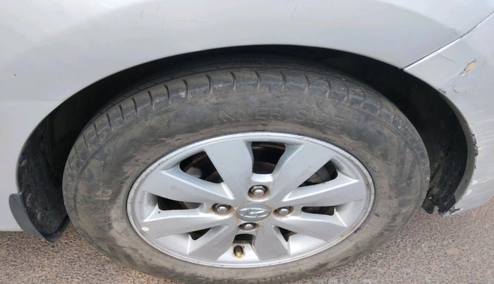 2014 Hyundai Xcent S (O) 1.2, Petrol, Manual, 81,531 km, tyre