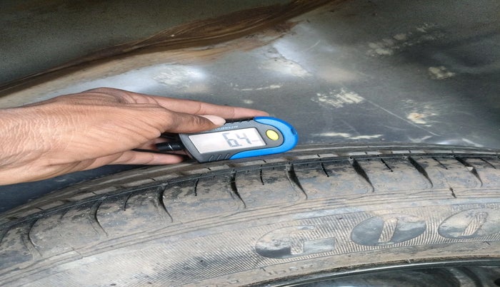 2018 Maruti Ciaz ZETA AT 1.5  SHVS PETROL, Petrol, Automatic, 86,627 km, tyre