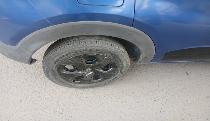 2022 Renault TRIBER RXZ, Petrol, Manual, 56,472 km, tyre