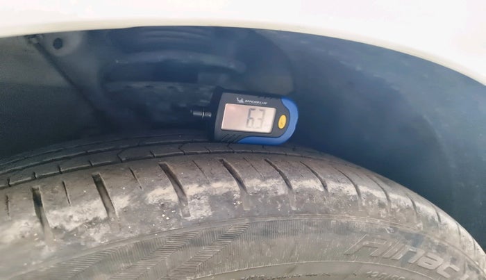 2019 Hyundai Elite i20 ASTA (O) CVT, Petrol, Automatic, 59,839 km, tyre