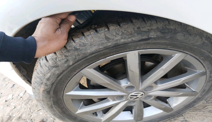 2021 Volkswagen Polo 1.0 GT TSI AT, Petrol, Automatic, 27,117 km, tyre