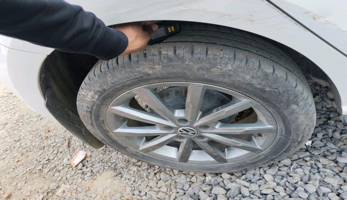 2021 Volkswagen Polo 1.0 GT TSI AT, Petrol, Automatic, 27,117 km, tyre