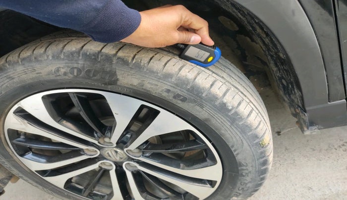 2022 MG HECTOR PLUS SHARP 2.0 DIESEL TURBO MT 6-STR, Diesel, Manual, 32,583 km, tyre