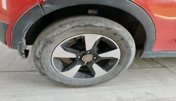 2017 Tata NEXON XZ PLUS DIESEL DUAL TONE, Diesel, Manual, 68,132 km, tyre