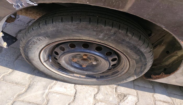 2016 Maruti Ciaz VDI+ SHVS, Diesel, Manual, 1,87,834 km, tyre