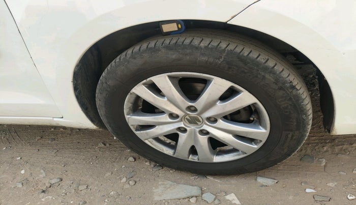 2016 Maruti Ertiga ZDI + SHVS, Diesel, Manual, 89,681 km, tyre