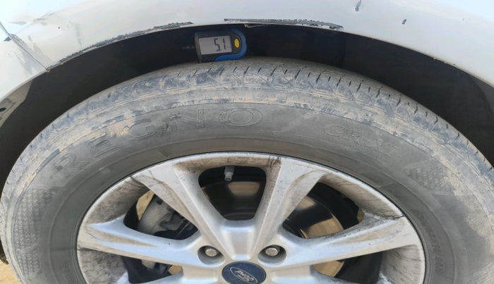 2017 Ford Ecosport TITANIUM 1.5L DIESEL, Diesel, Manual, 1,40,243 km, tyre