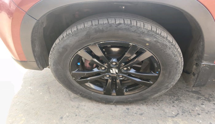 2018 Maruti Vitara Brezza ZDI, Diesel, Manual, 1,14,874 km, tyre