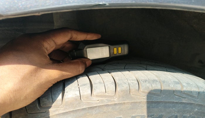 2021 Honda Amaze 1.5L I-DTEC S, Diesel, Manual, 84,417 km, tyre