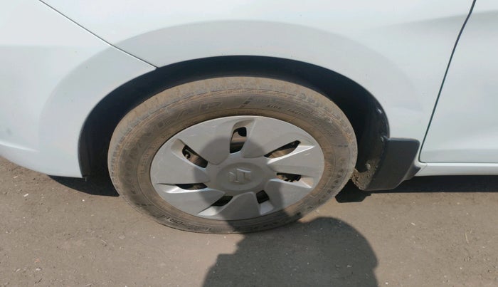 2015 Maruti Celerio ZXI AMT, Petrol, Automatic, 1,08,181 km, tyre