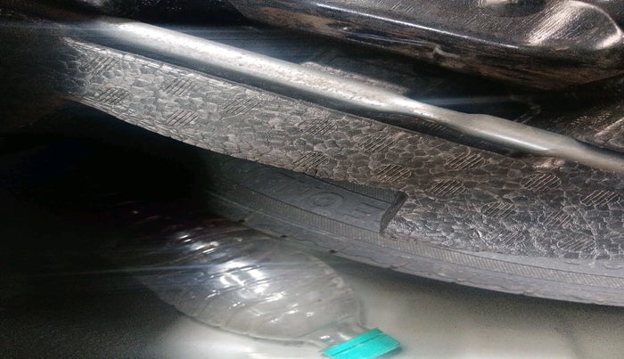 2023 Mahindra XUV300 W8 1.5 DIESEL, Diesel, Manual, 43,922 km, tyre