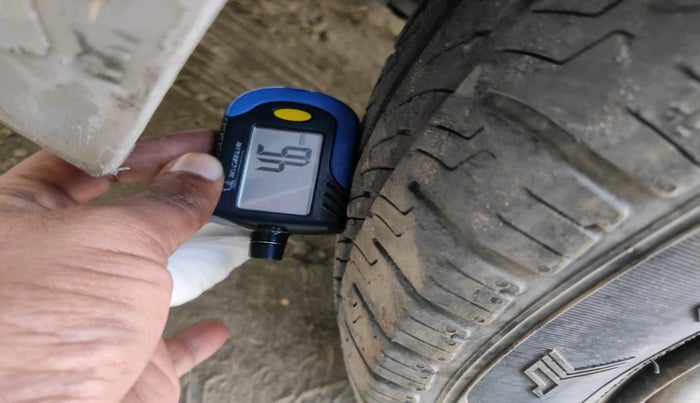 2015 Chevrolet Beat LS DIESEL, Diesel, Manual, 1,14,889 km, tyre