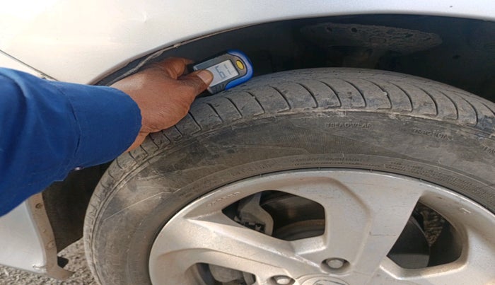 2016 Honda City 1.5L I-VTEC VX CVT, Petrol, Automatic, 1,24,047 km, tyre