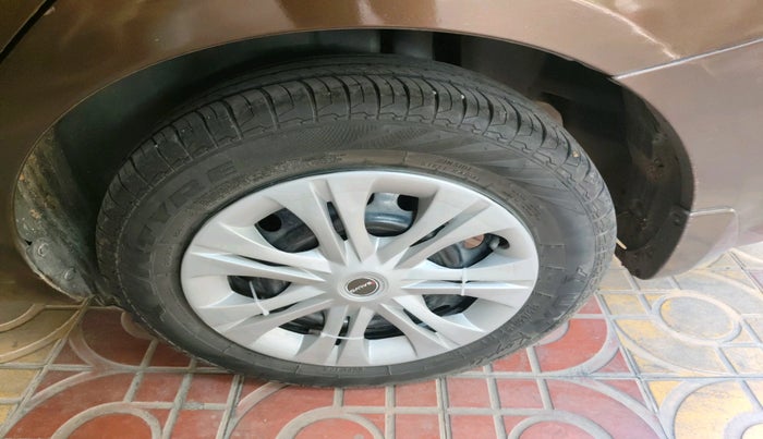 2017 Maruti Ciaz VDI+ SHVS, Diesel, Manual, 1,33,011 km, tyre