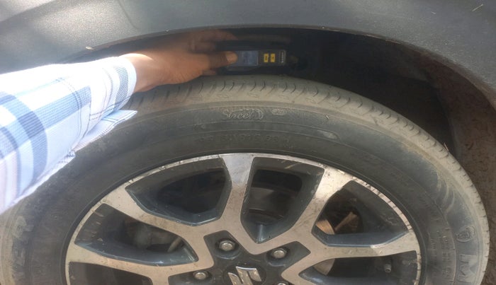 2023 Maruti XL6 ZETA CNG, CNG, Manual, 1,11,150 km, tyre