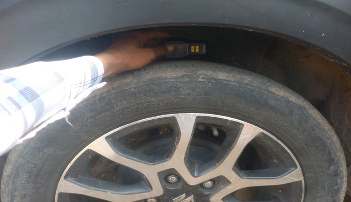 2023 Maruti XL6 ZETA CNG, CNG, Manual, 1,11,150 km, tyre