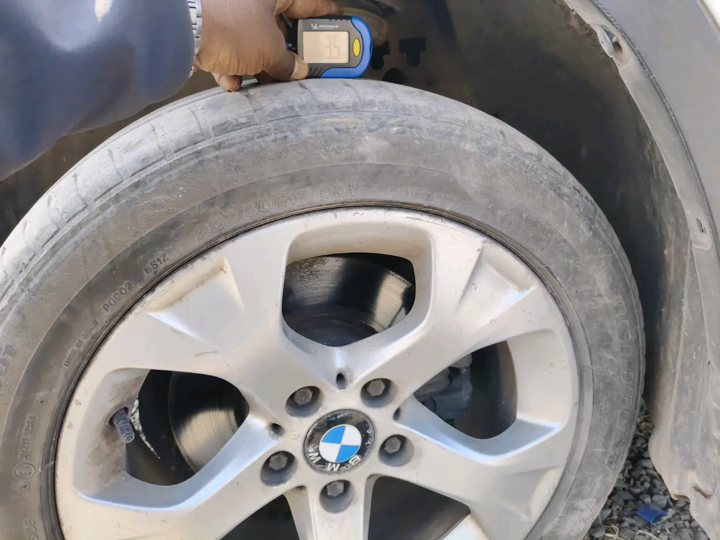 2012 BMW X1 sDrive20d, Diesel, Automatic, 1,60,747 km, tyre