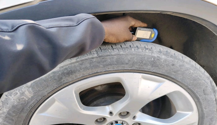 2012 BMW X1 sDrive20d, Diesel, Automatic, 1,60,747 km, tyre