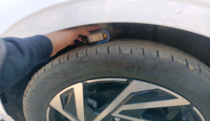 2024 Hyundai NEW I20 ASTA (O) 1.2 IVT, Petrol, Automatic, 10,331 km, tyre