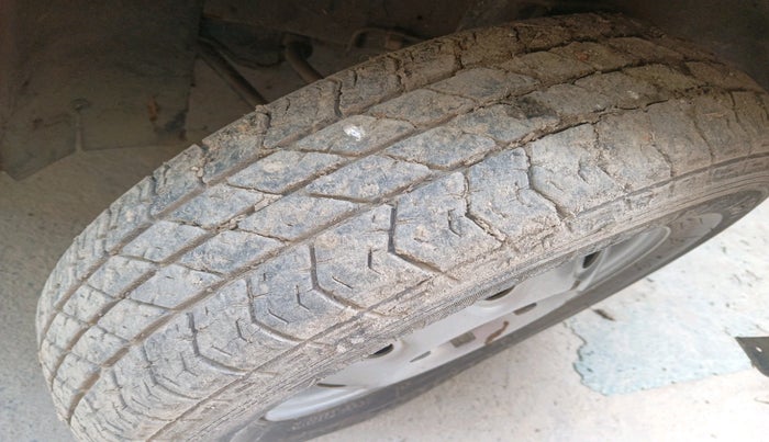 2013 Maruti Eeco 5 STR WITH A/C+HTR, Petrol, Manual, 22,221 km, tyre