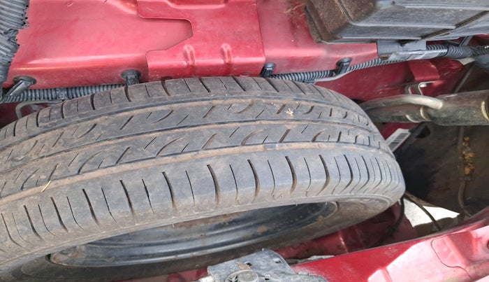 2015 Tata Nano TWIST XT, Petrol, Manual, 75,804 km, tyre