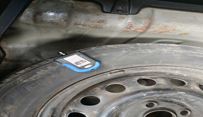 2013 Hyundai i20 MAGNA 1.2, Petrol, Manual, 53,513 km, tyre