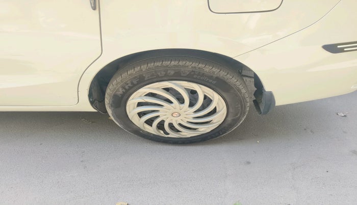 2021 Maruti Ertiga VXI CNG, Petrol, Manual, 86,769 km, tyre