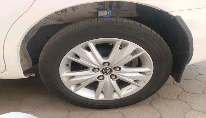 2020 Toyota Innova Crysta 2.4 ZX AT 7 STR, Diesel, Automatic, 1,61,640 km, tyre