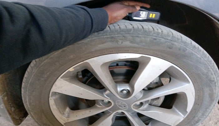 2016 Hyundai Elite i20 ASTA 1.2 (O), Petrol, Manual, 83,203 km, tyre