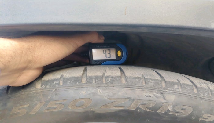 2022 Mercedes Benz GLA Class 35 AMG 4MATIC, Petrol, Automatic, 15,742 km, tyre