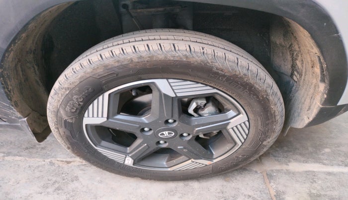 2025 Tata PUNCH EV EMPOWERED PLUS S LONG RANGE 3.3, Electric, Automatic, 6,973 km, tyre