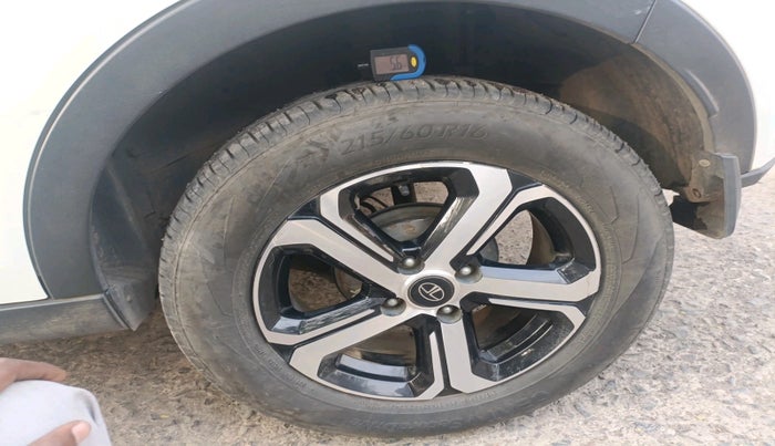 2021 Tata NEXON XZ PLUS SUNROOF DIESEL DUAL TONE, Diesel, Manual, 69,699 km, tyre