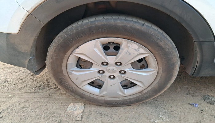 2019 Hyundai Creta E PLUS 1.4 DIESEL, Diesel, Manual, 6,50,000 km, tyre