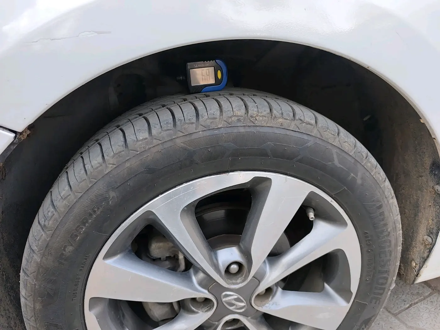 2014 Hyundai Elite i20 ASTA 1.2, CNG, Manual, 1,00,446 km, tyre