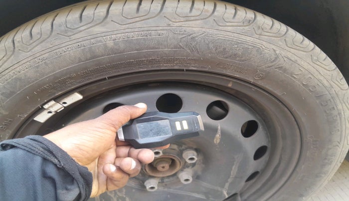 2022 Skoda SLAVIA STYLE 1.5L TSI DSG, Petrol, Automatic, 68,573 km, tyre