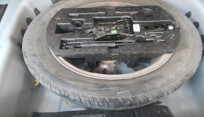 2022 Skoda SLAVIA STYLE 1.5L TSI DSG, Petrol, Automatic, 68,573 km, tyre