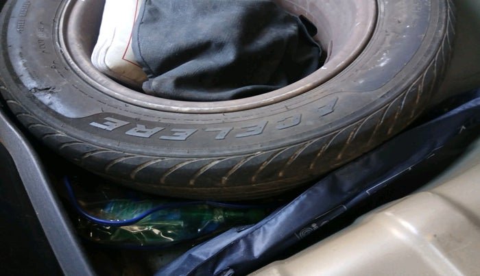 2014 Hyundai i20 SPORTZ 1.4 AT, Petrol, Automatic, 64,193 km, tyre