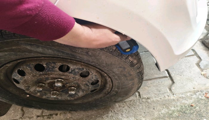 2011 Hyundai i10 SPORTZ 1.2, Petrol, Manual, 62,286 km, tyre