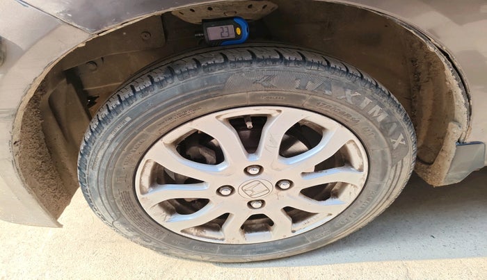 2013 Honda Amaze 1.2L I-VTEC VX, Petrol, Manual, 85,502 km, tyre