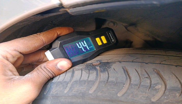 2015 Honda City 1.5L I-VTEC VX, Petrol, Manual, 72,697 km, tyre