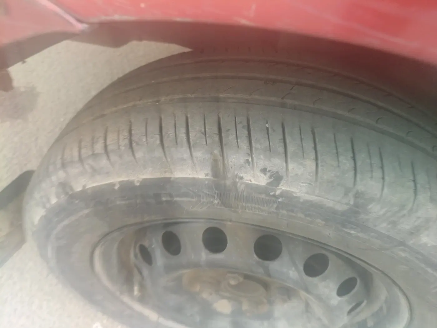 2011 Toyota Etios G, Petrol, Manual, 78,200 km, tyre