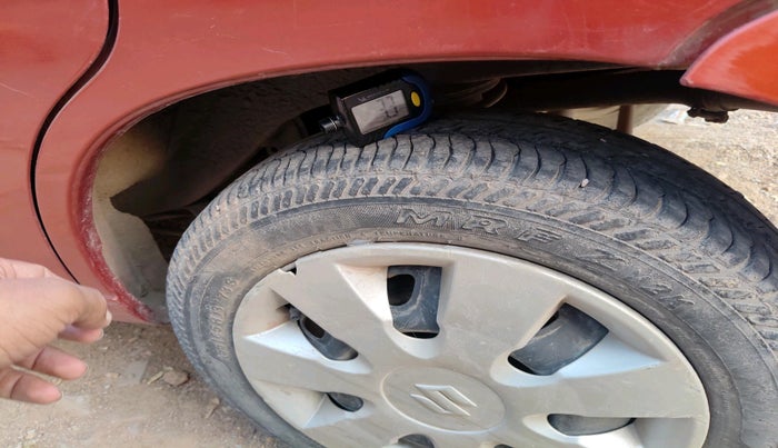 2013 Maruti Alto K10 VXI, Petrol, Manual, 37,764 km, tyre