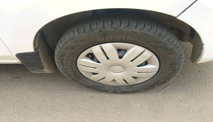 2014 Maruti Alto 800 LXI, Petrol, Manual, 1,61,416 km, tyre