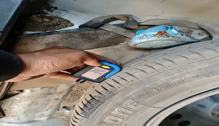 2013 Honda City 1.5L I-VTEC E MT, Petrol, Manual, 80,806 km, tyre