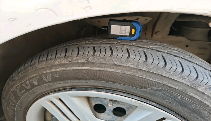 2013 Honda City 1.5L I-VTEC E MT, Petrol, Manual, 80,806 km, tyre