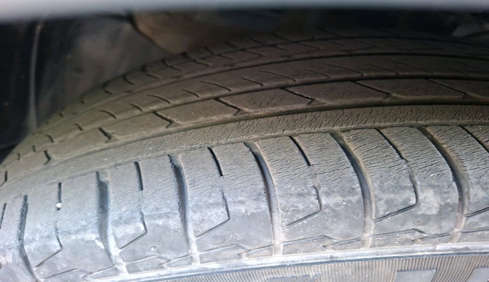 2022 KIA SELTOS HTX PETROL 1.5, Petrol, Manual, 22,569 km, tyre