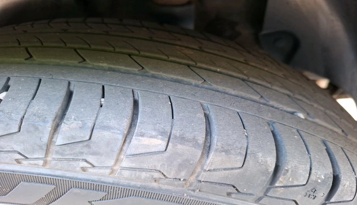 2022 KIA SELTOS HTX PETROL 1.5, Petrol, Manual, 22,569 km, tyre