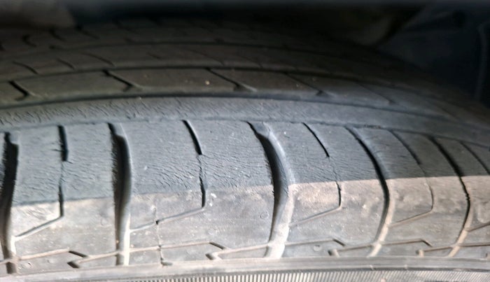 2022 KIA SELTOS HTX PETROL 1.5, Petrol, Manual, 22,569 km, tyre